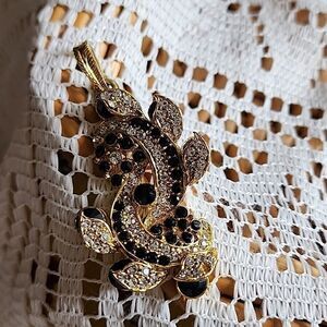 Vintage Chunky Black Rhinestones On Gold Tone Pendant Setting